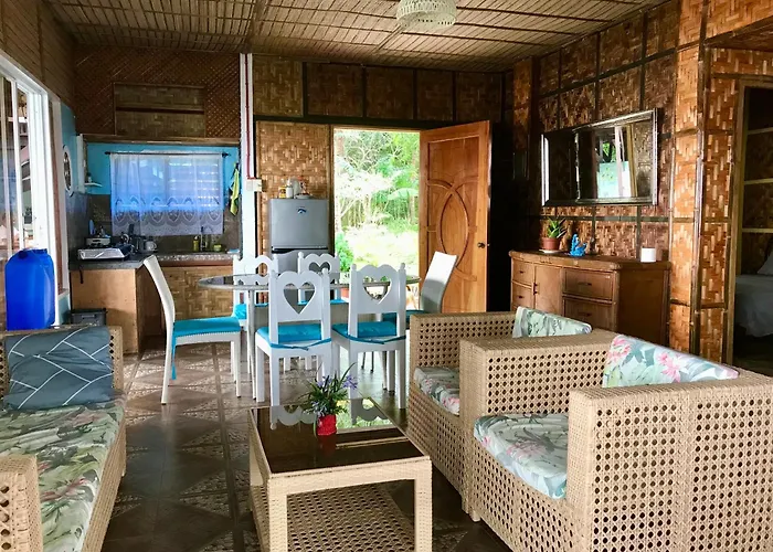 Camotes Cay Hideaway Apartment *